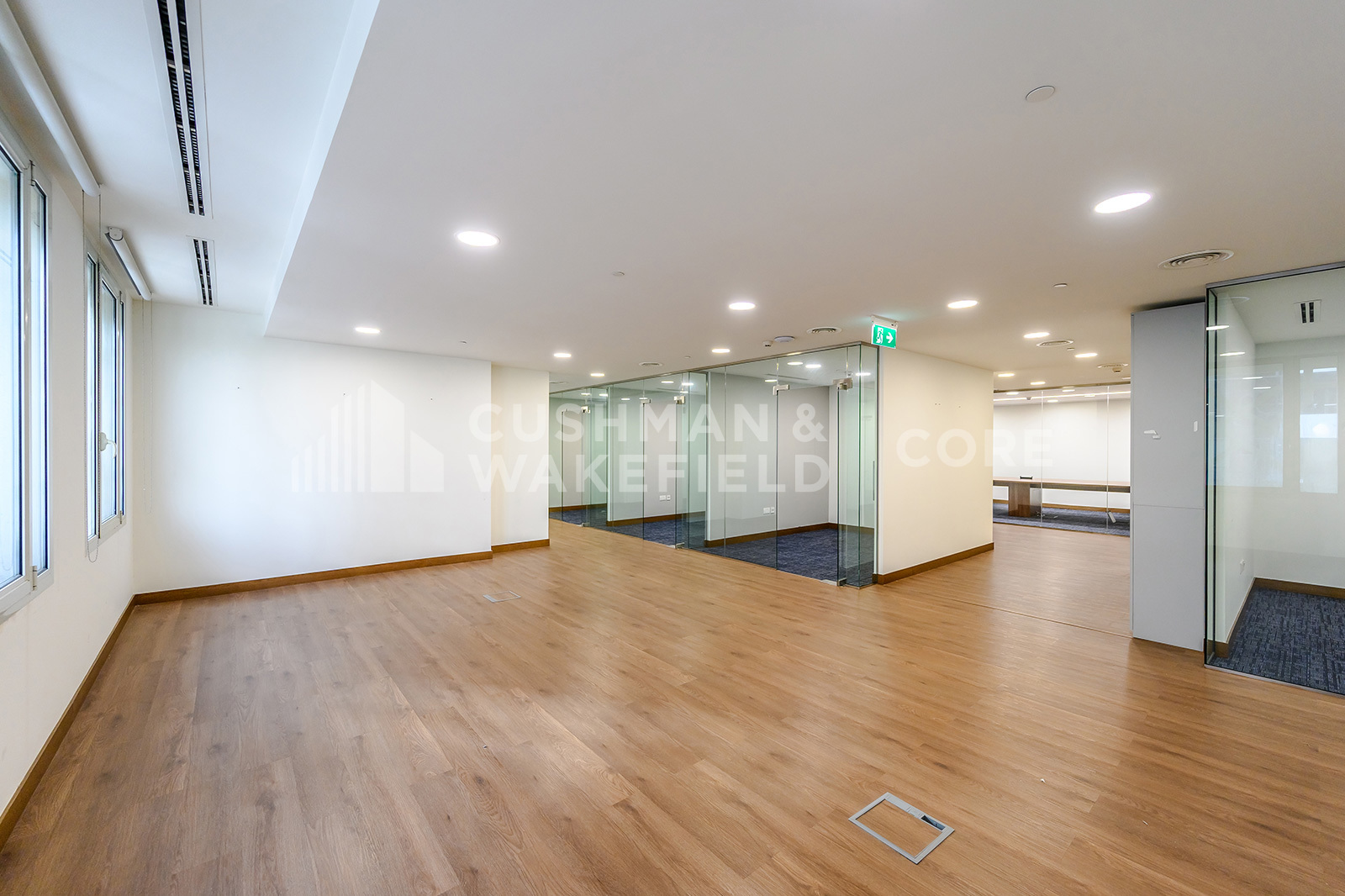 Building 47 for rent in Bur Dubai Building 47 for rent in Bur Dubai