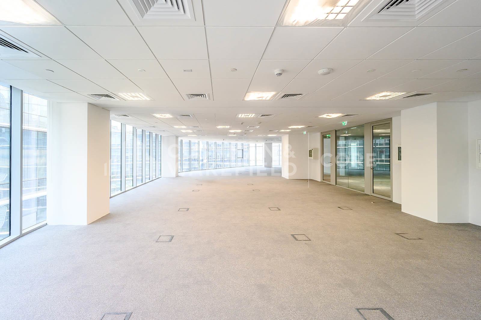 Dubai Commercity for rent in Umm Ramool