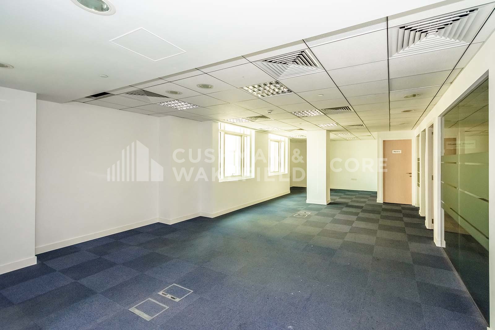 Building 25 for rent in Dubai Healthcare City