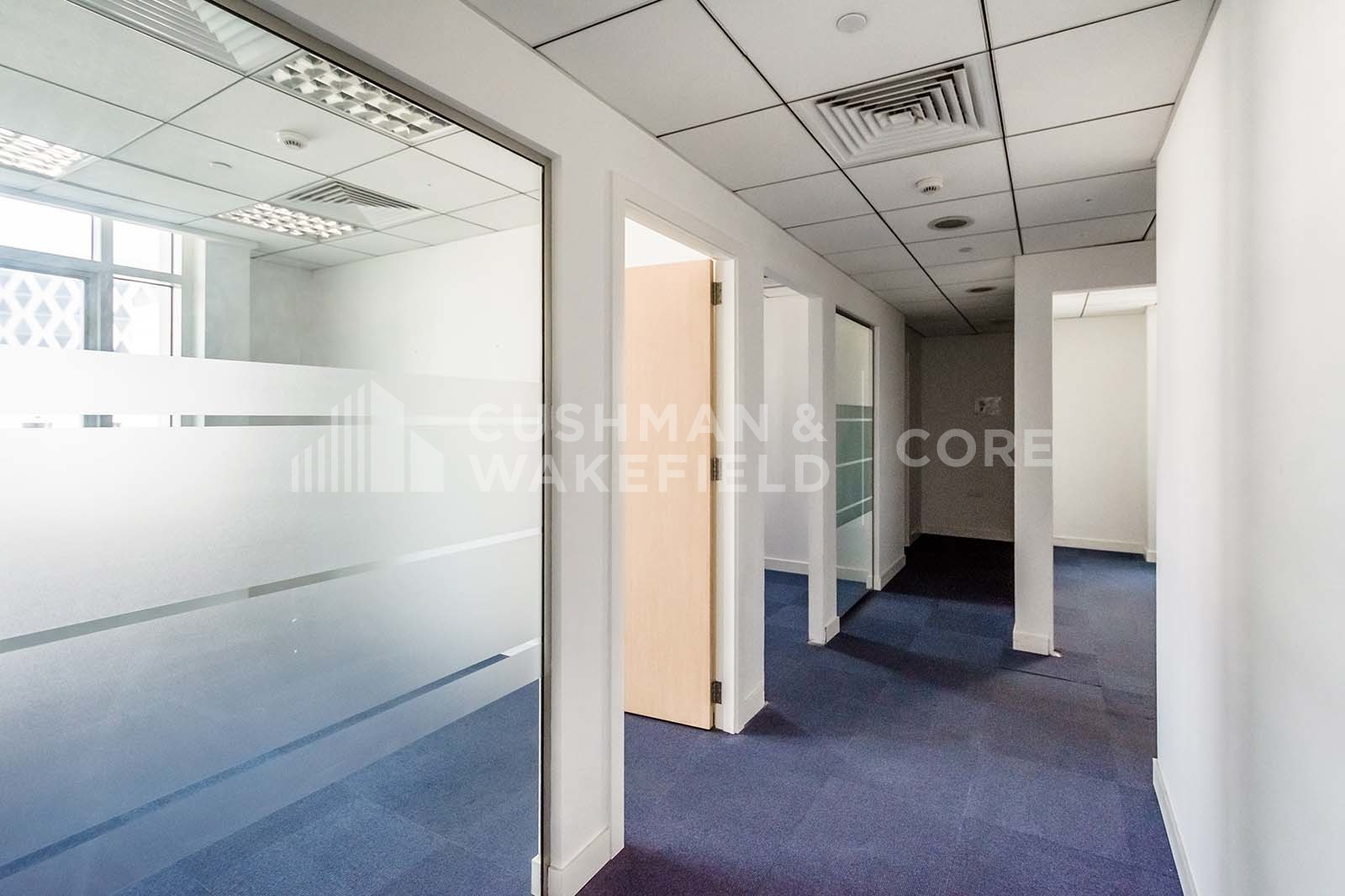 Building 25 for rent in Dubai Healthcare City