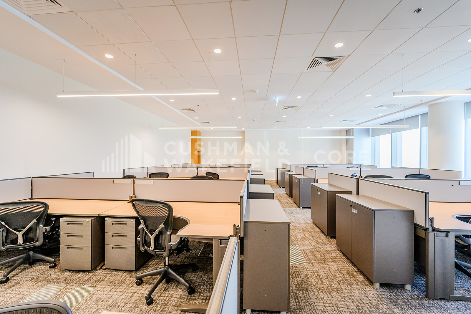 Office  for rent  - Fitted Furnished Unit | Prime Location | Freezone  - Burj Daman  Office  for rent  - Fitted Furnished Unit | Prime Location | Freezone  - Burj Daman