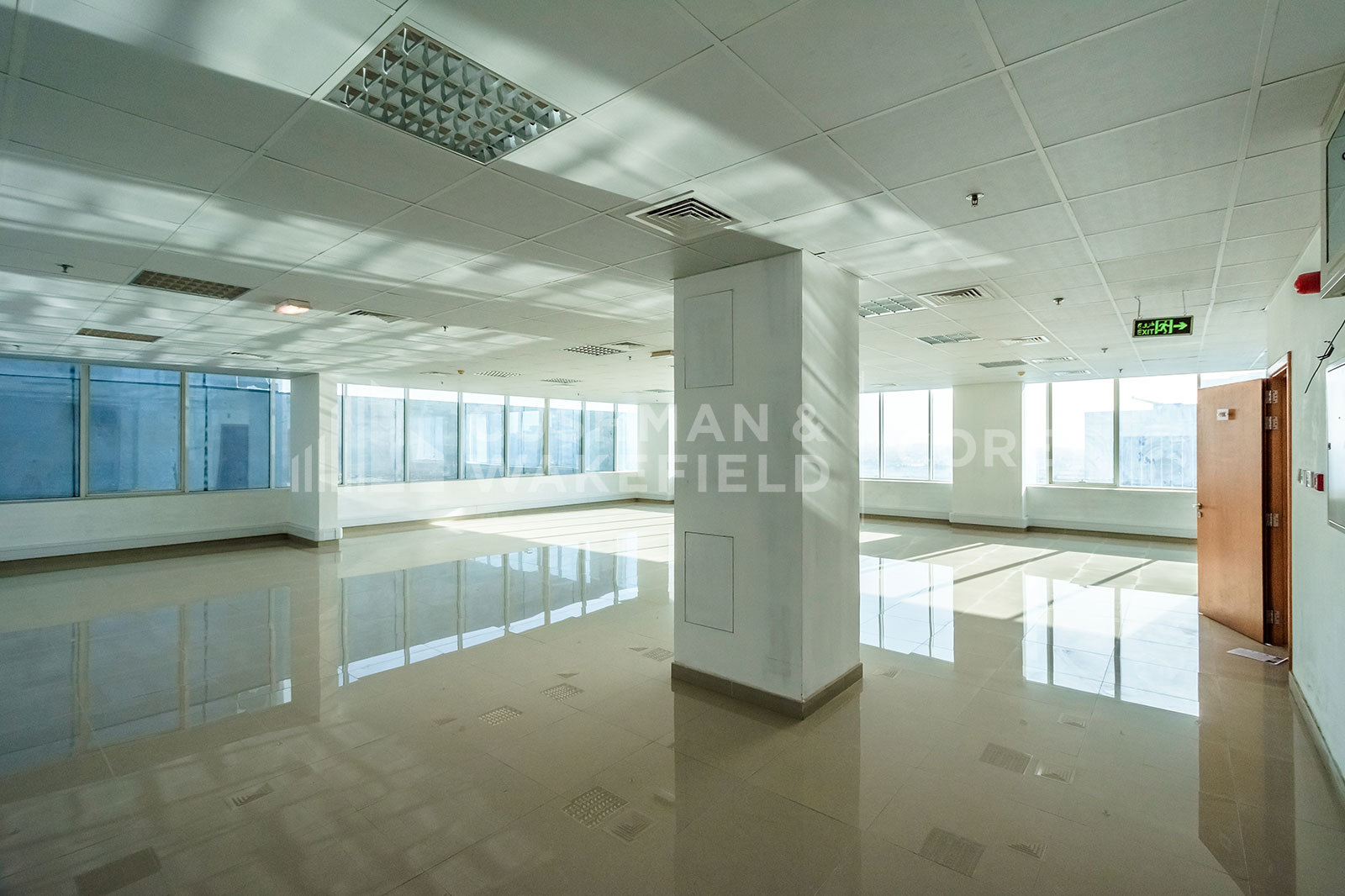 Capital Golden Tower for lease in Business Bay