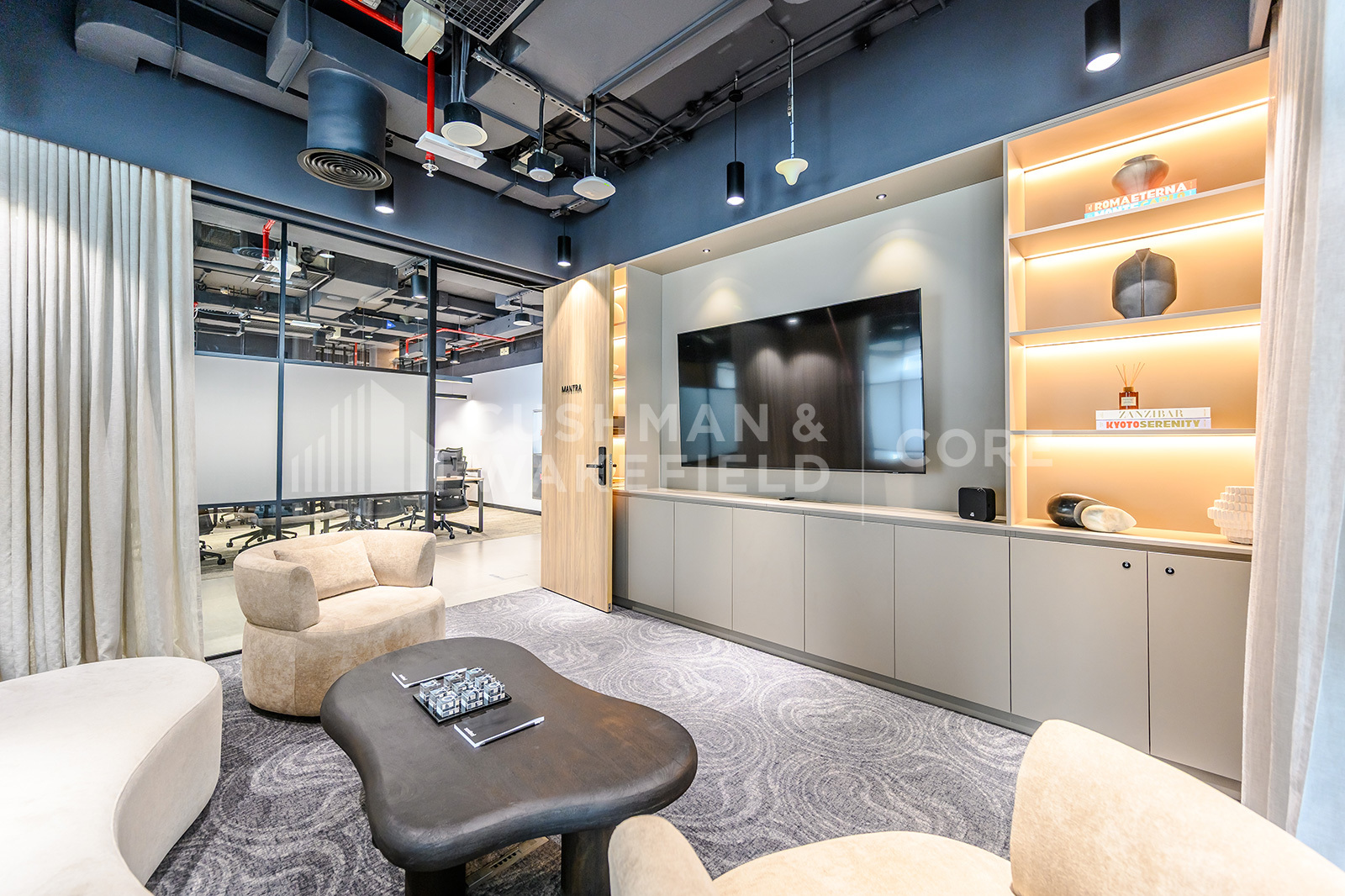 Convention Tower for rent in World Trade Center