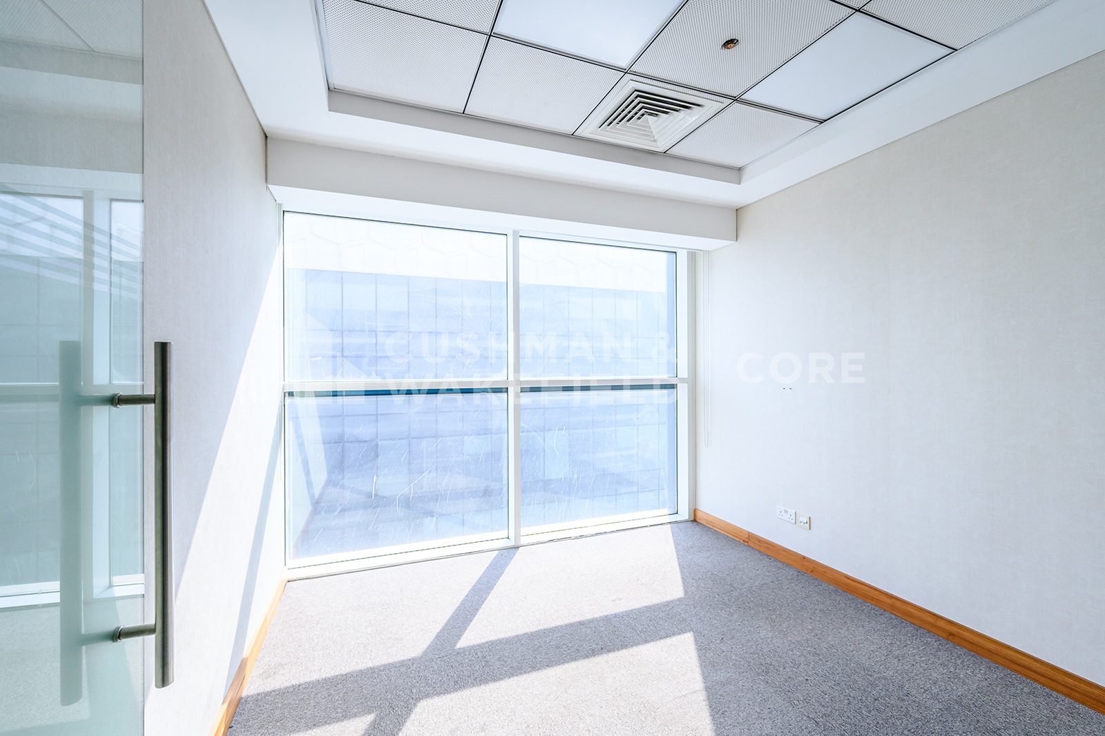 Single Business Tower for rent in Sheikh Zayed Road