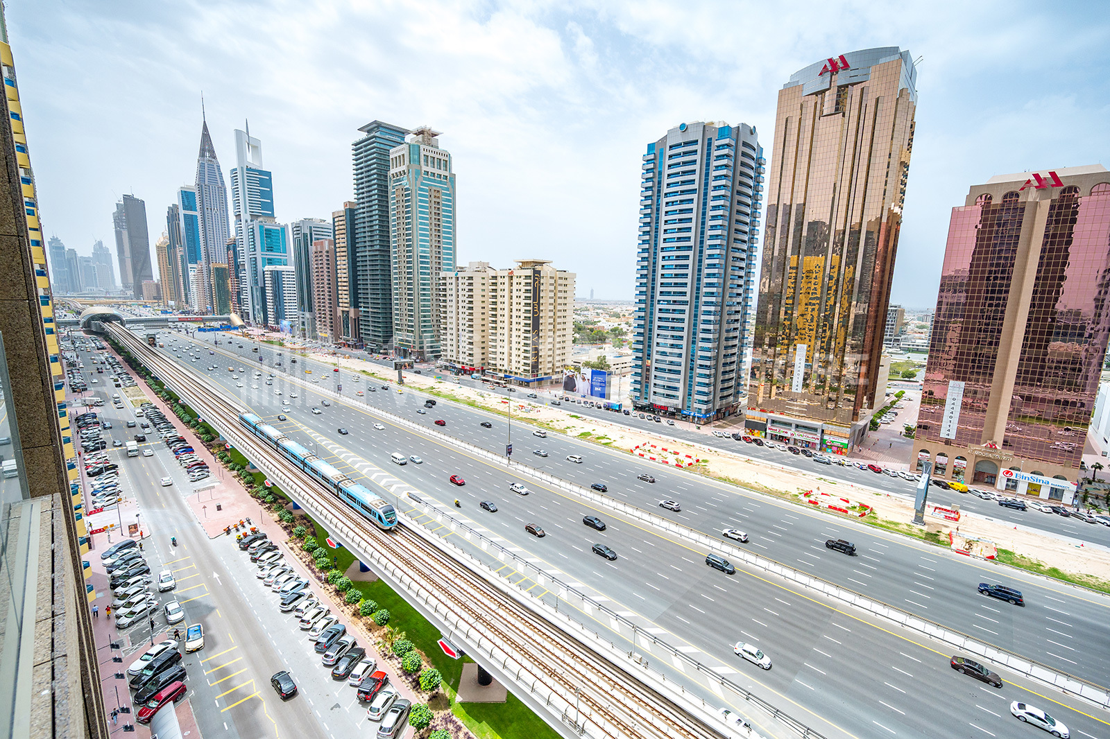 Maze Tower for rent in Sheikh Zayed Road Maze Tower for rent in Sheikh Zayed Road