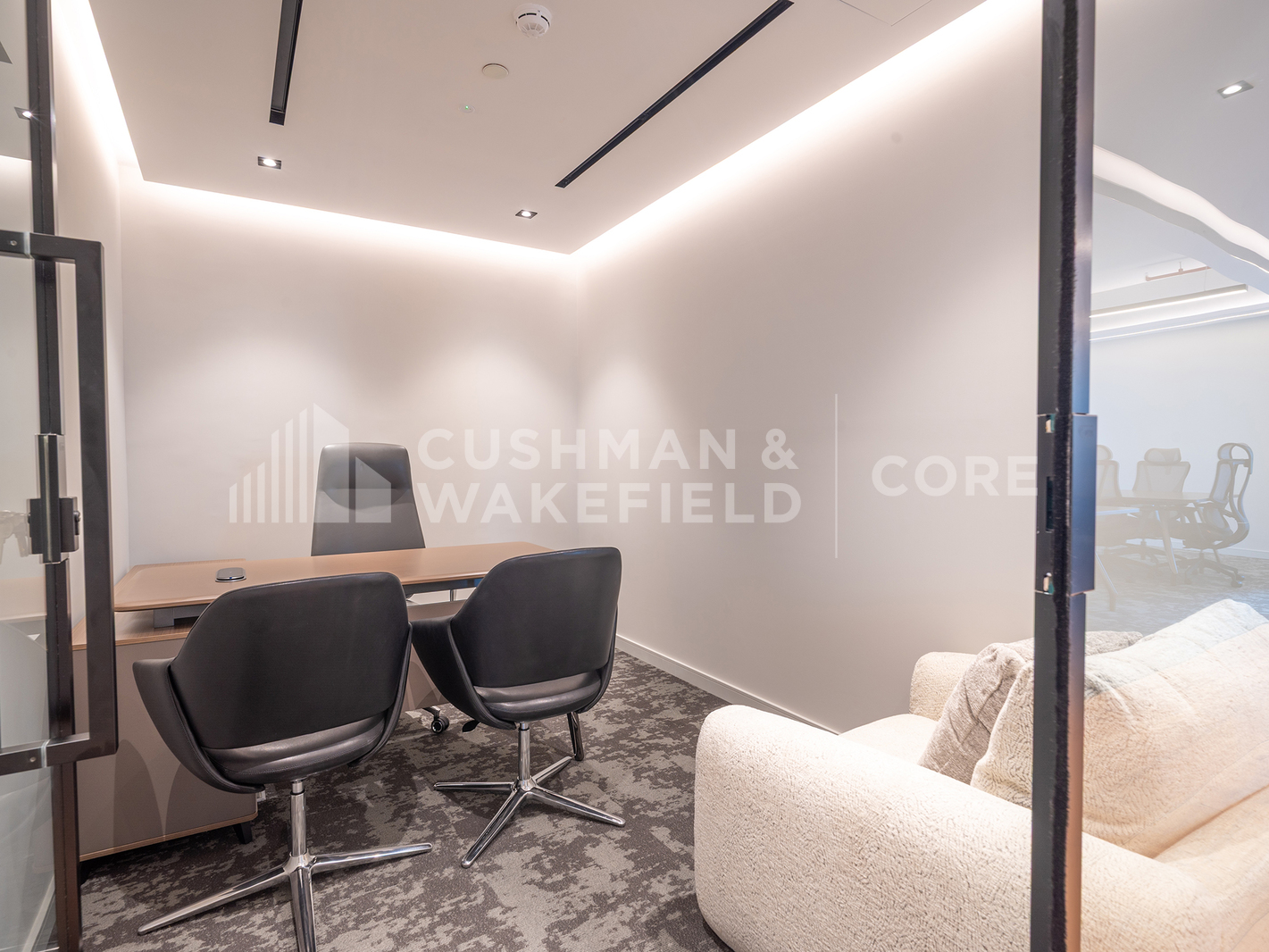 Dubai Star for lease in Jumeirah Lake Towers