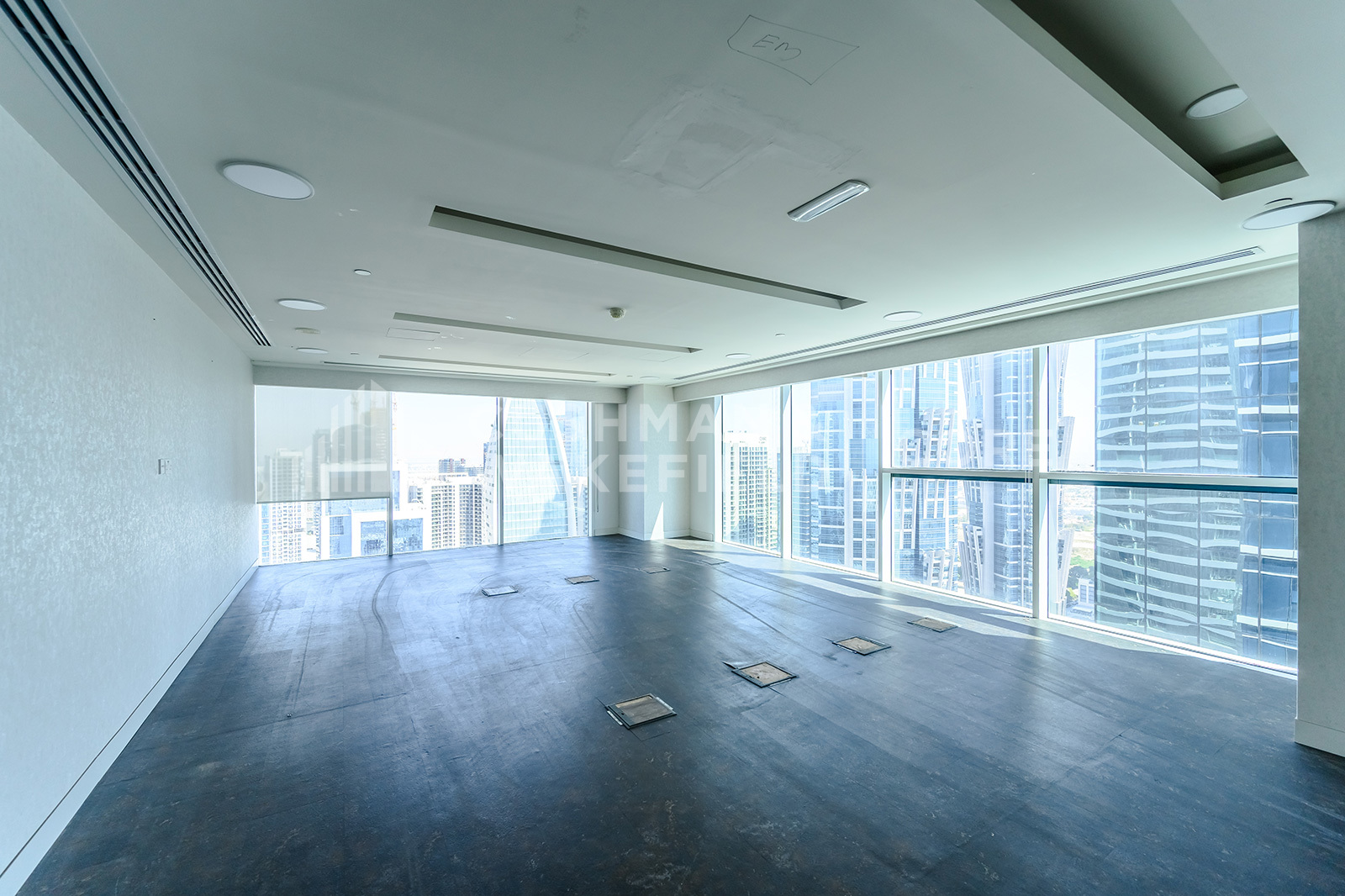 Single Business Tower for lease in Sheikh Zayed Road