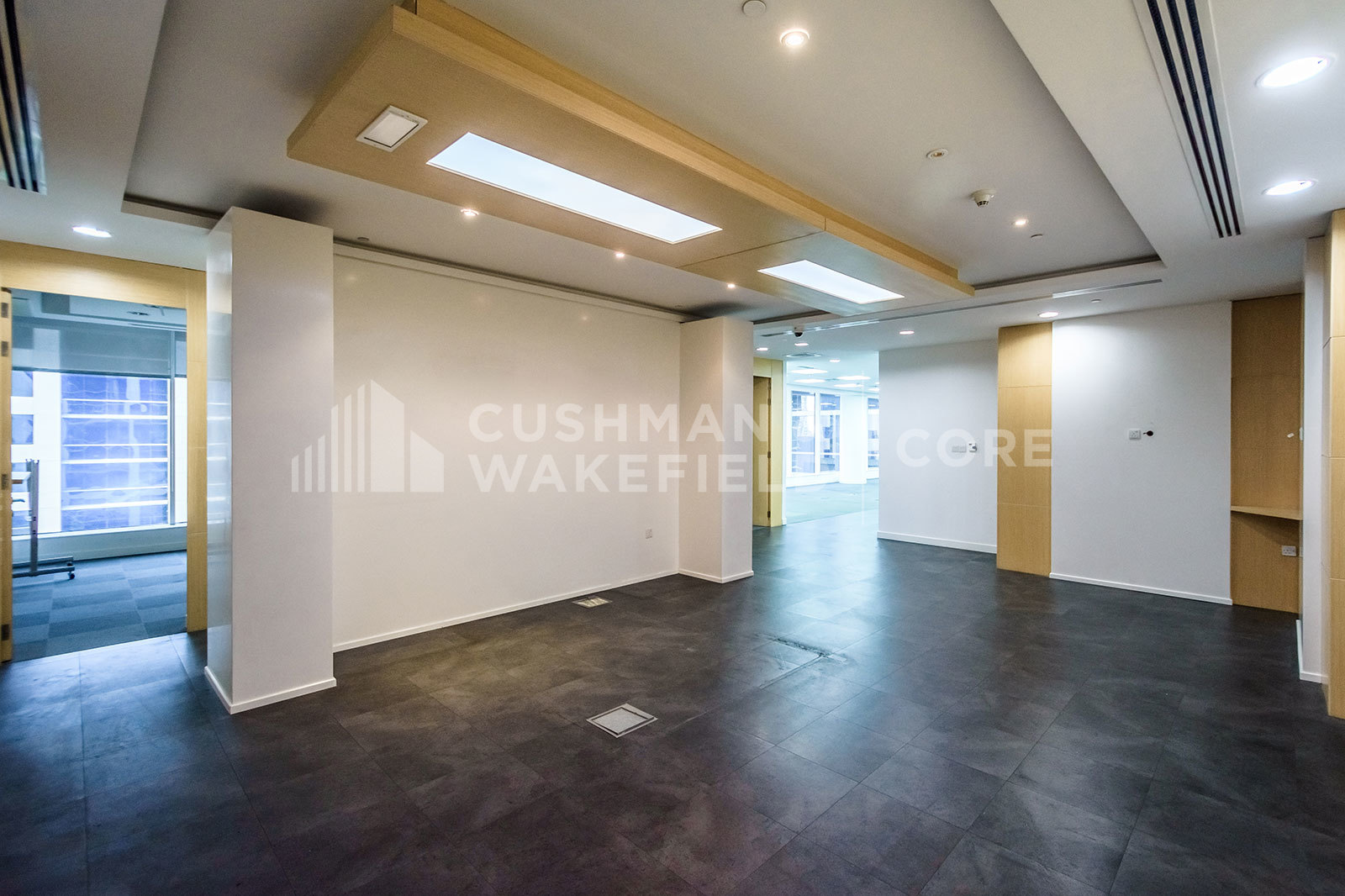 Building 4 for rent in Downtown Dubai