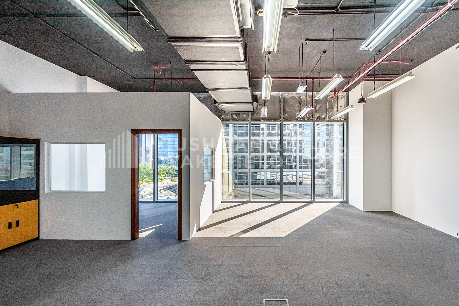 Blue Sky Tower for rent in Al Khaleej Al Arabi Street Blue Sky Tower for rent in Al Khaleej Al Arabi Street