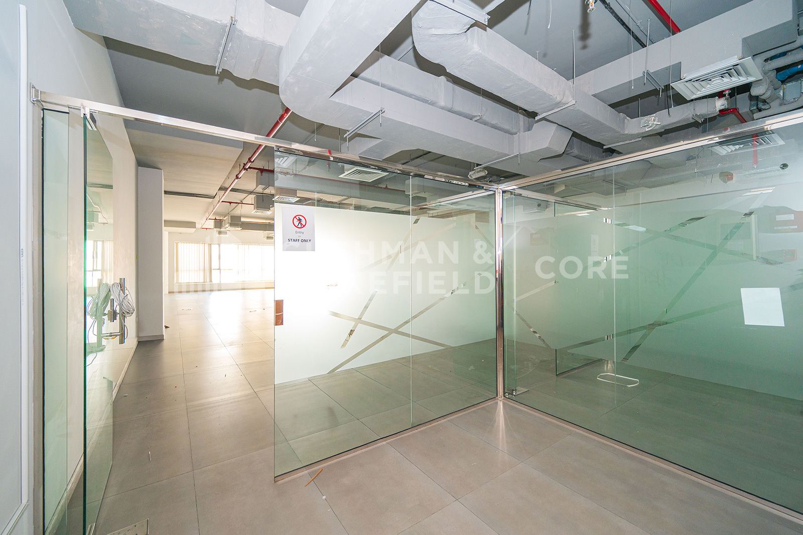 Al Garhoud Business Center for rent in Al Garhoud