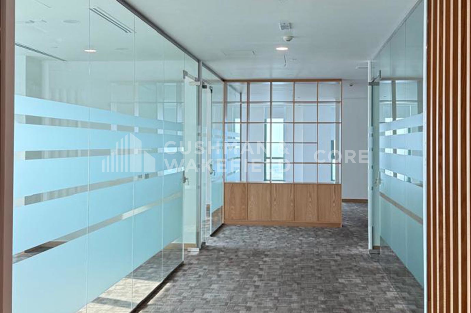 Capital Plaza for rent in Corniche Road