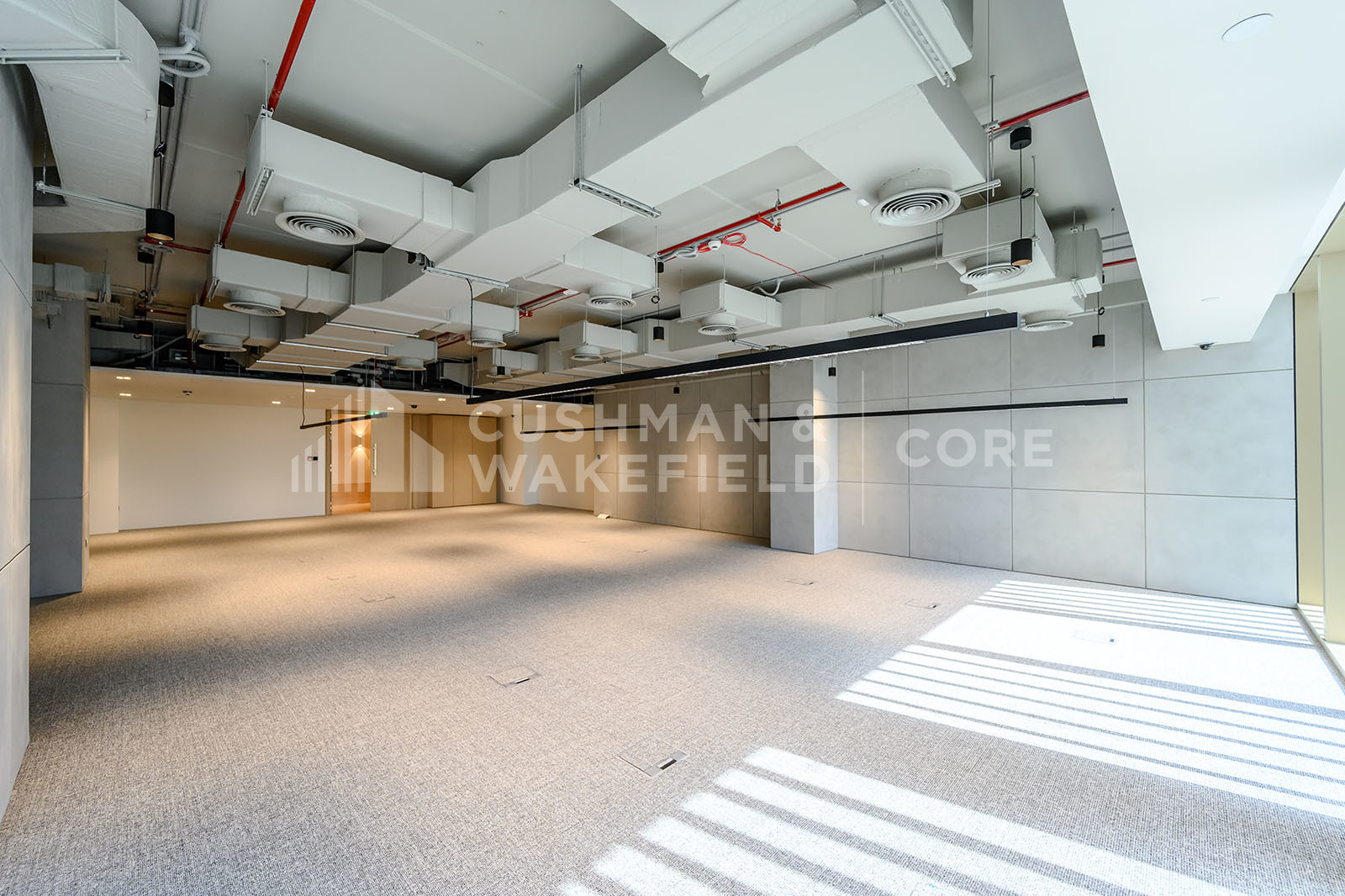 City Tower 1 for rent in Sheikh Zayed Road