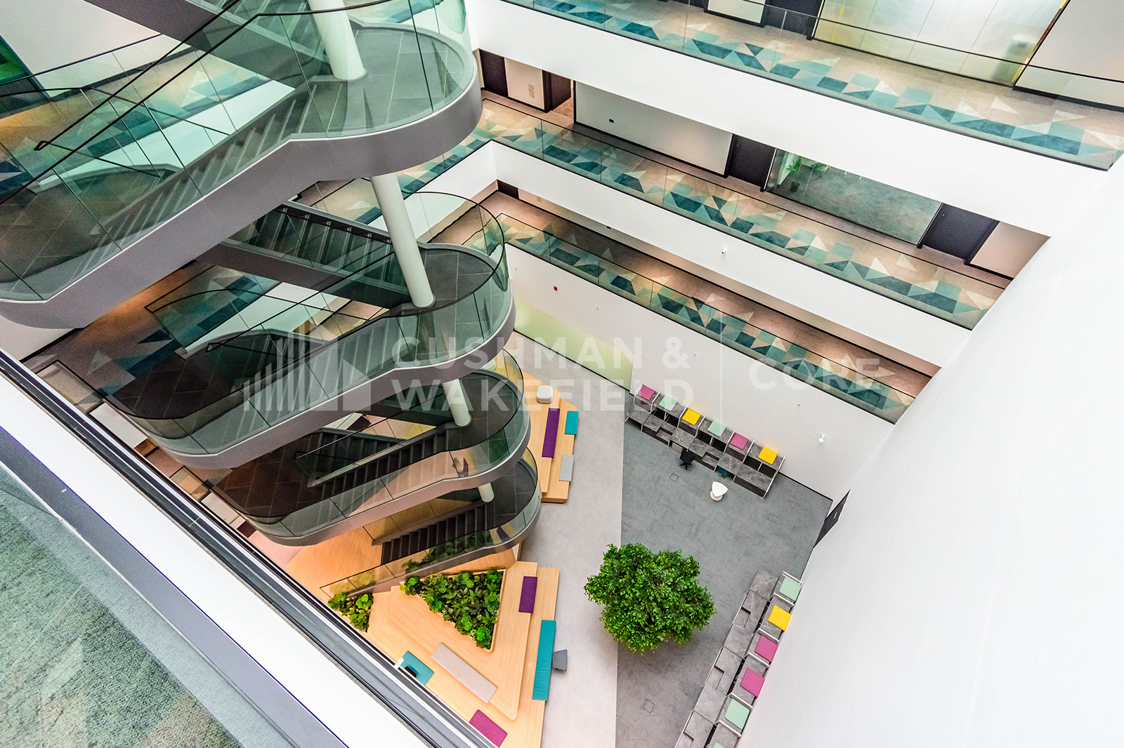 Dubai Commercity for rent in Umm Ramool