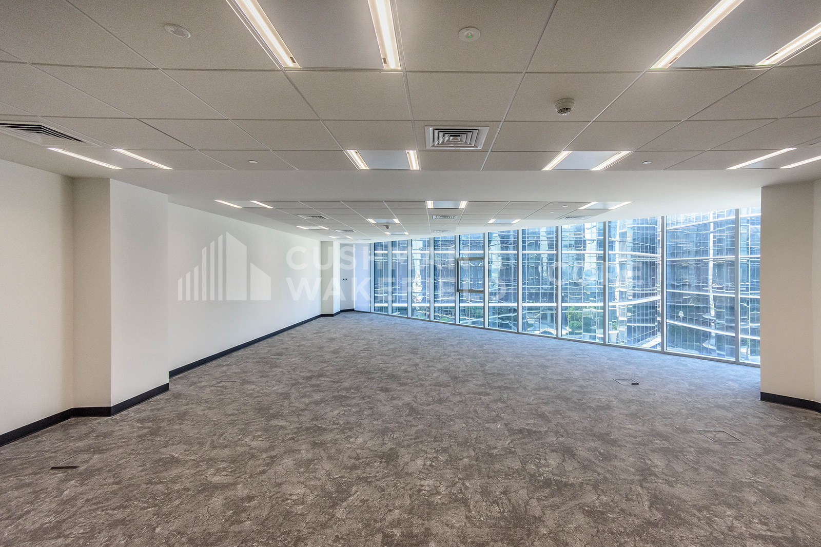 Dubai Commercity for rent in Umm Ramool