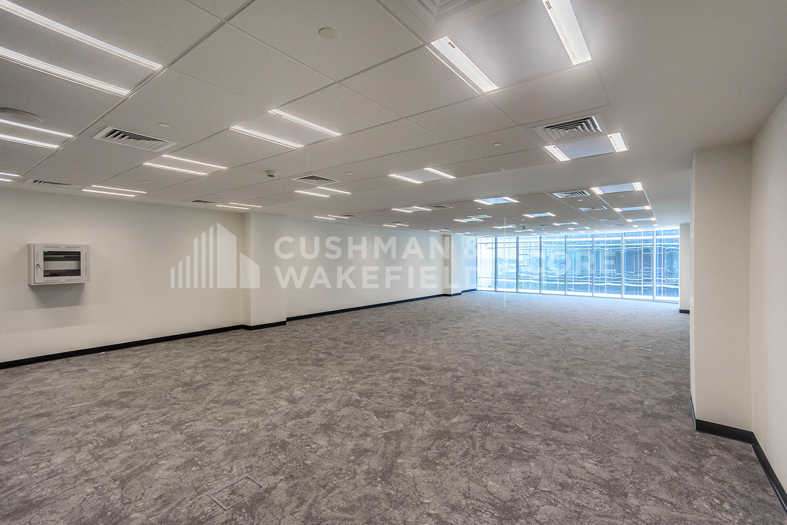 Dubai Commercity for rent in Umm Ramool