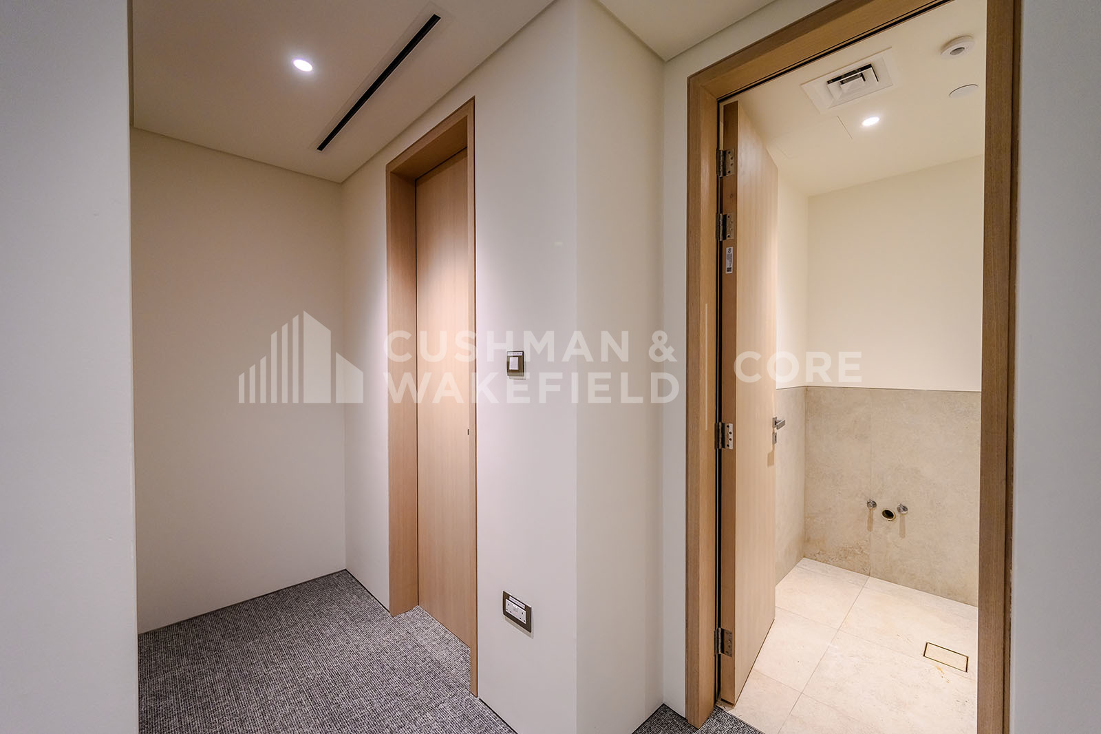City Tower 1 for rent in Sheikh Zayed Road
