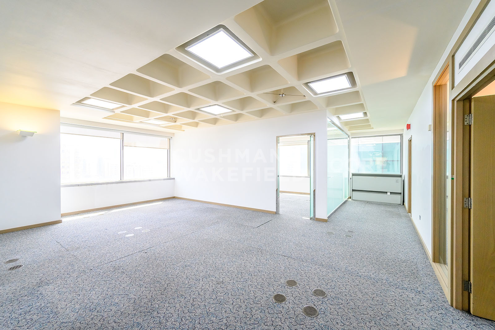 Sheikh Zayed Street for lease in Al Danah