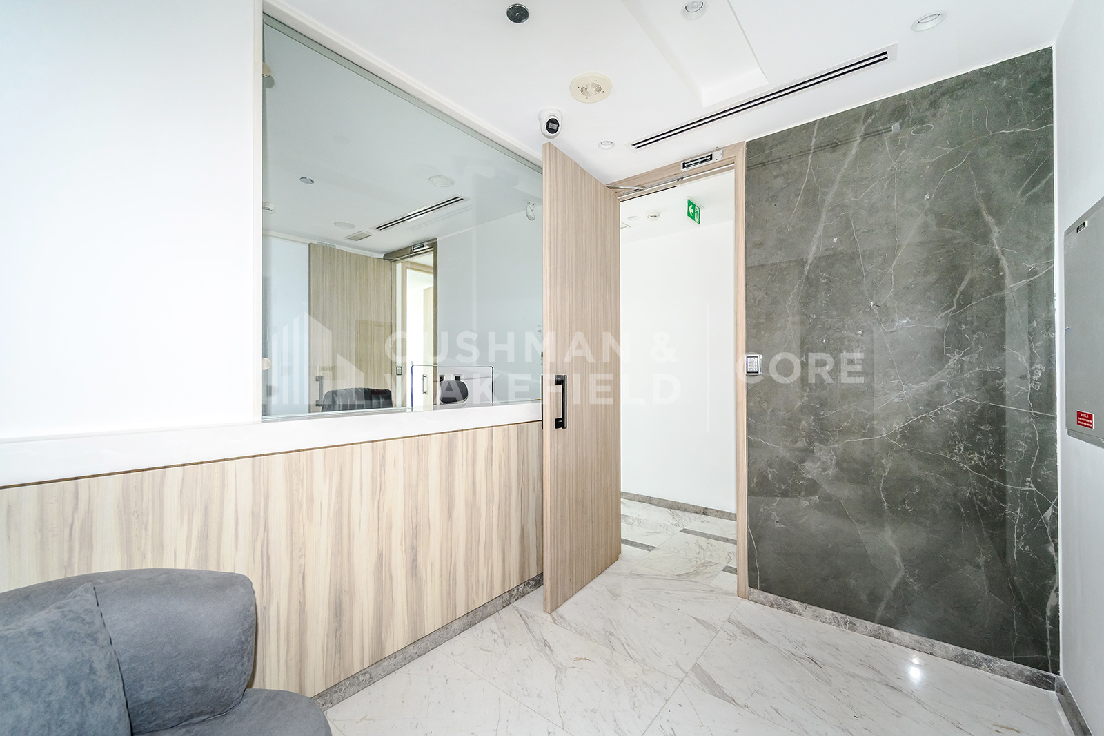 Almas Tower for rent in Jumeirah Lake Towers