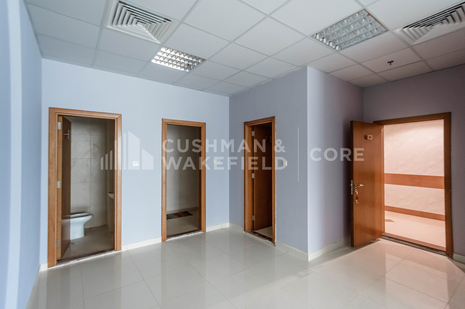 Capital Golden Tower for rent in Business Bay