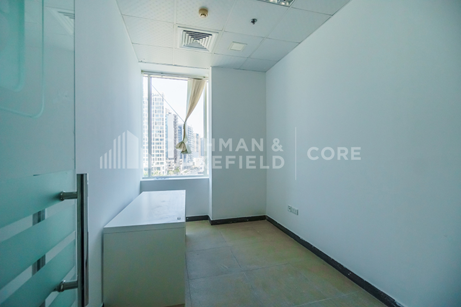 Capital Golden Tower for rent in Business Bay