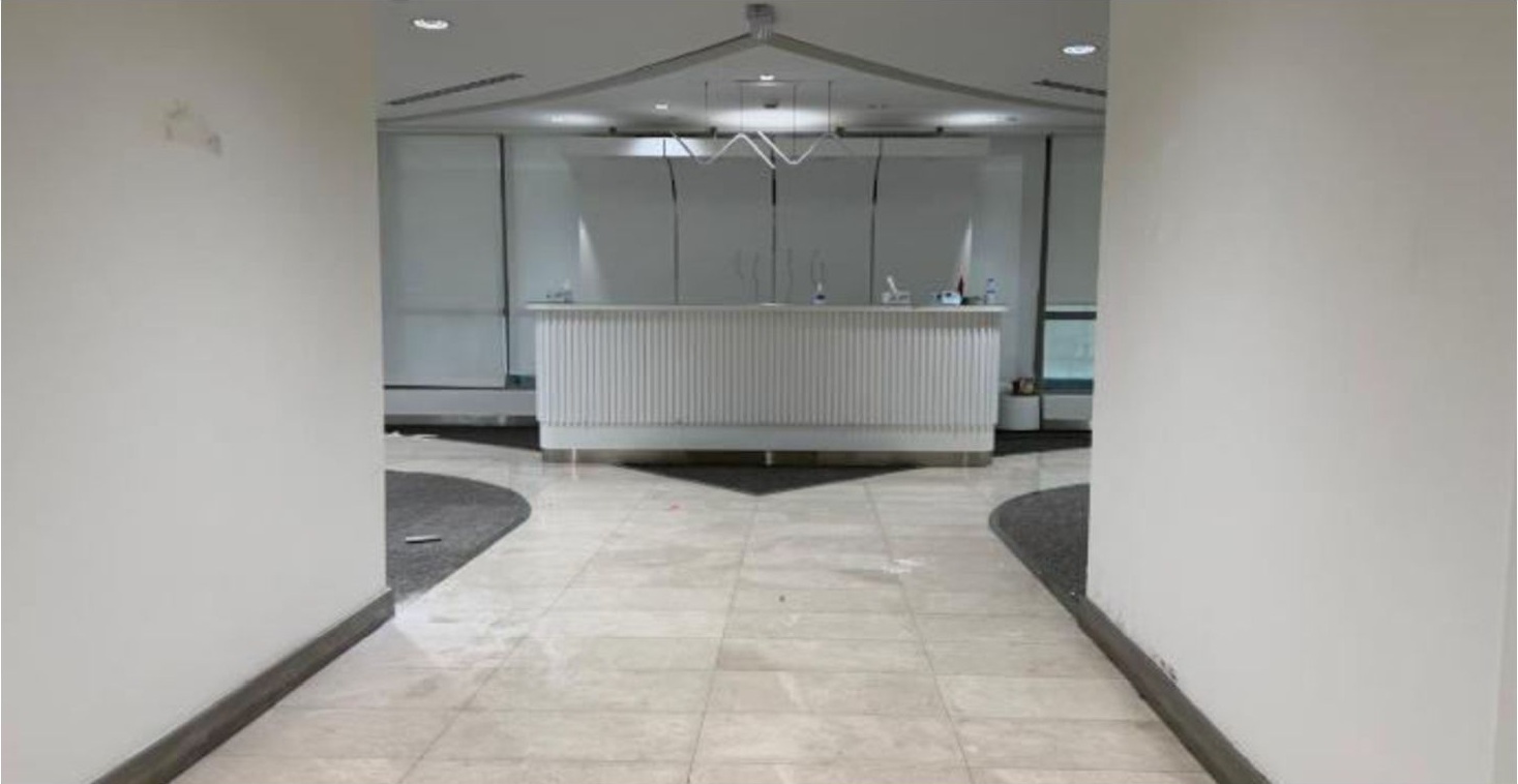 Cornich Al Khalidiya for lease in Al Khalidiya