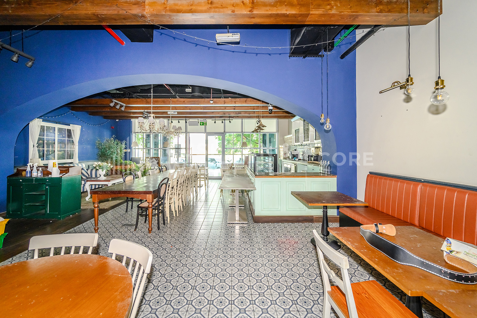 Retail for lease