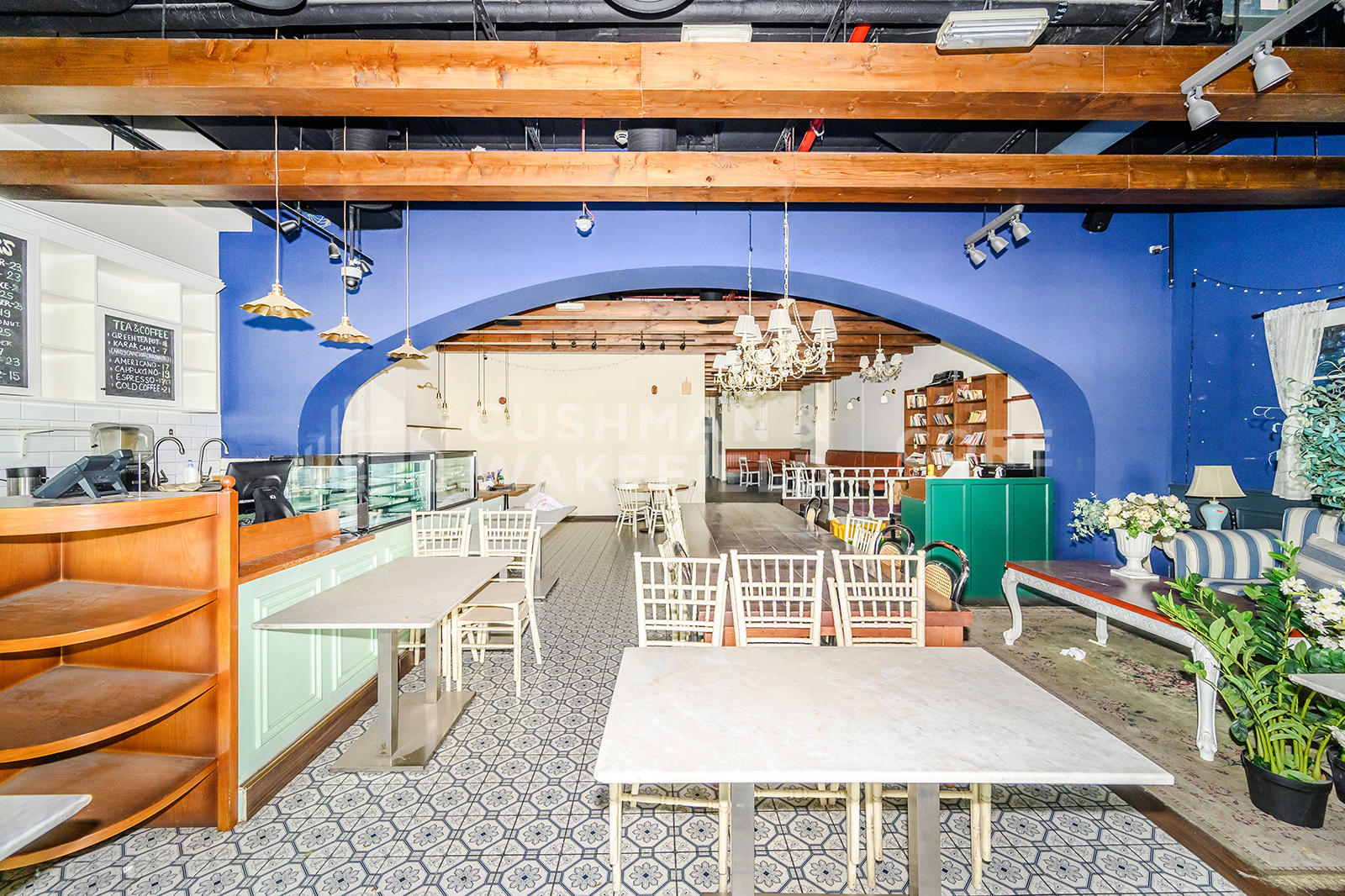 Retail for lease