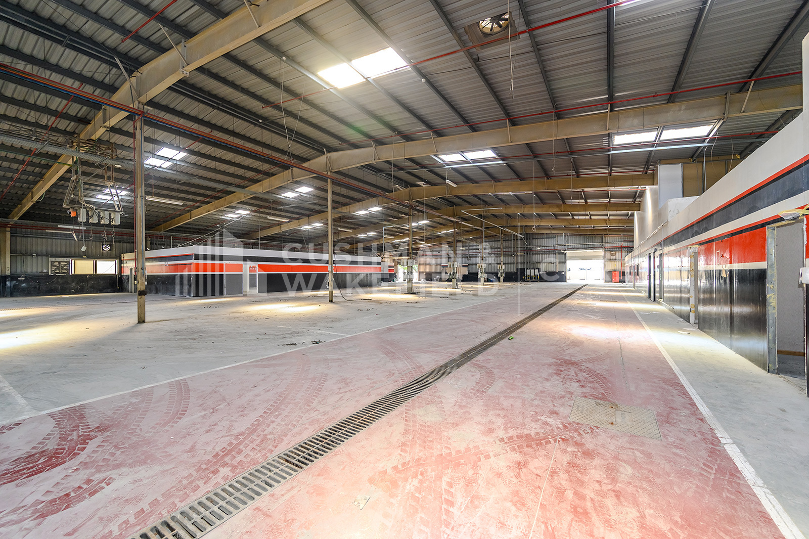 Warehouse for lease