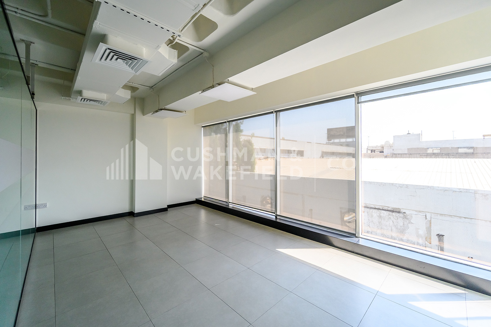 Al Qiyada Building for rent in Deira