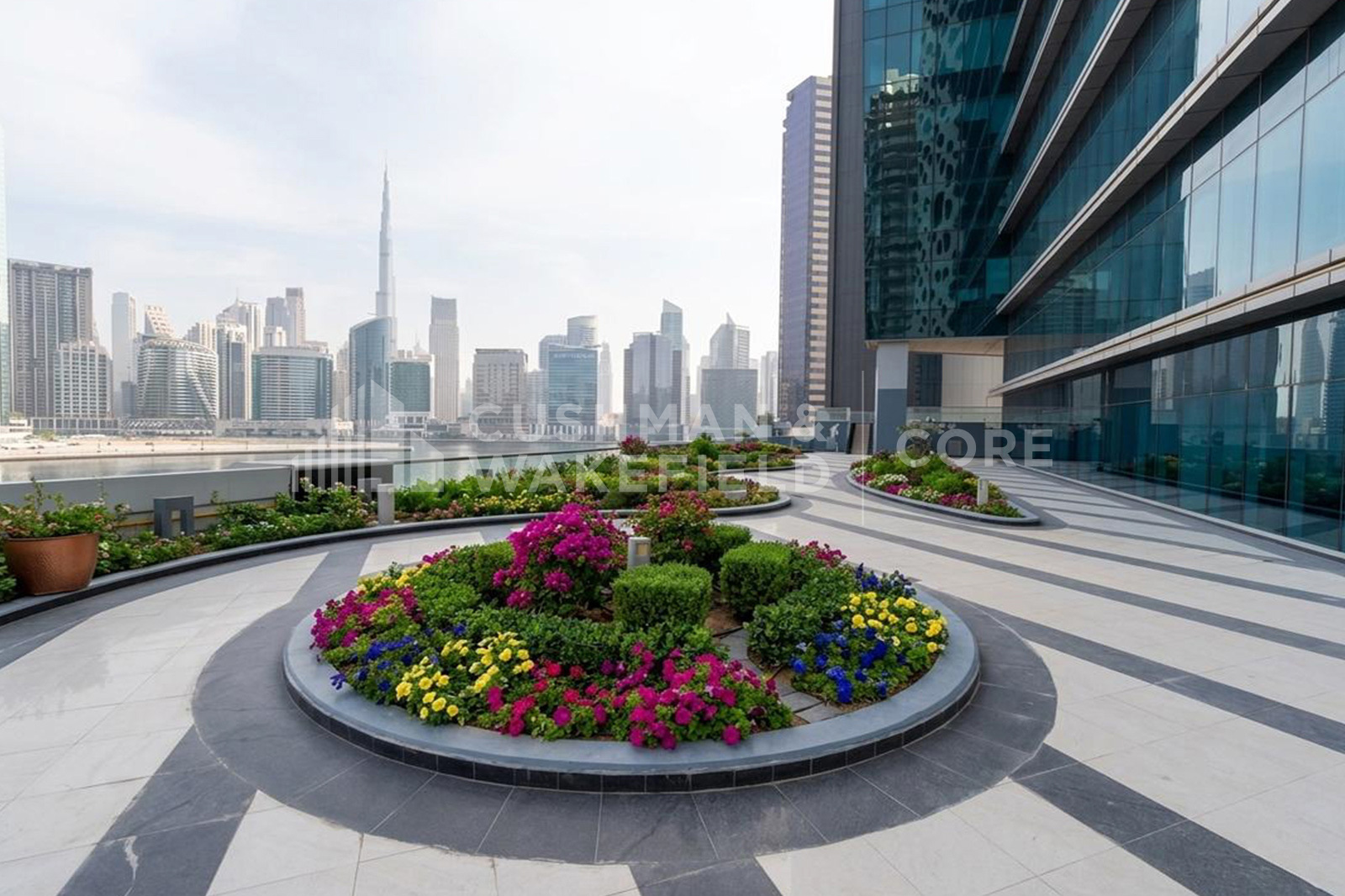 Magnum Opus Bay for lease in Business Bay