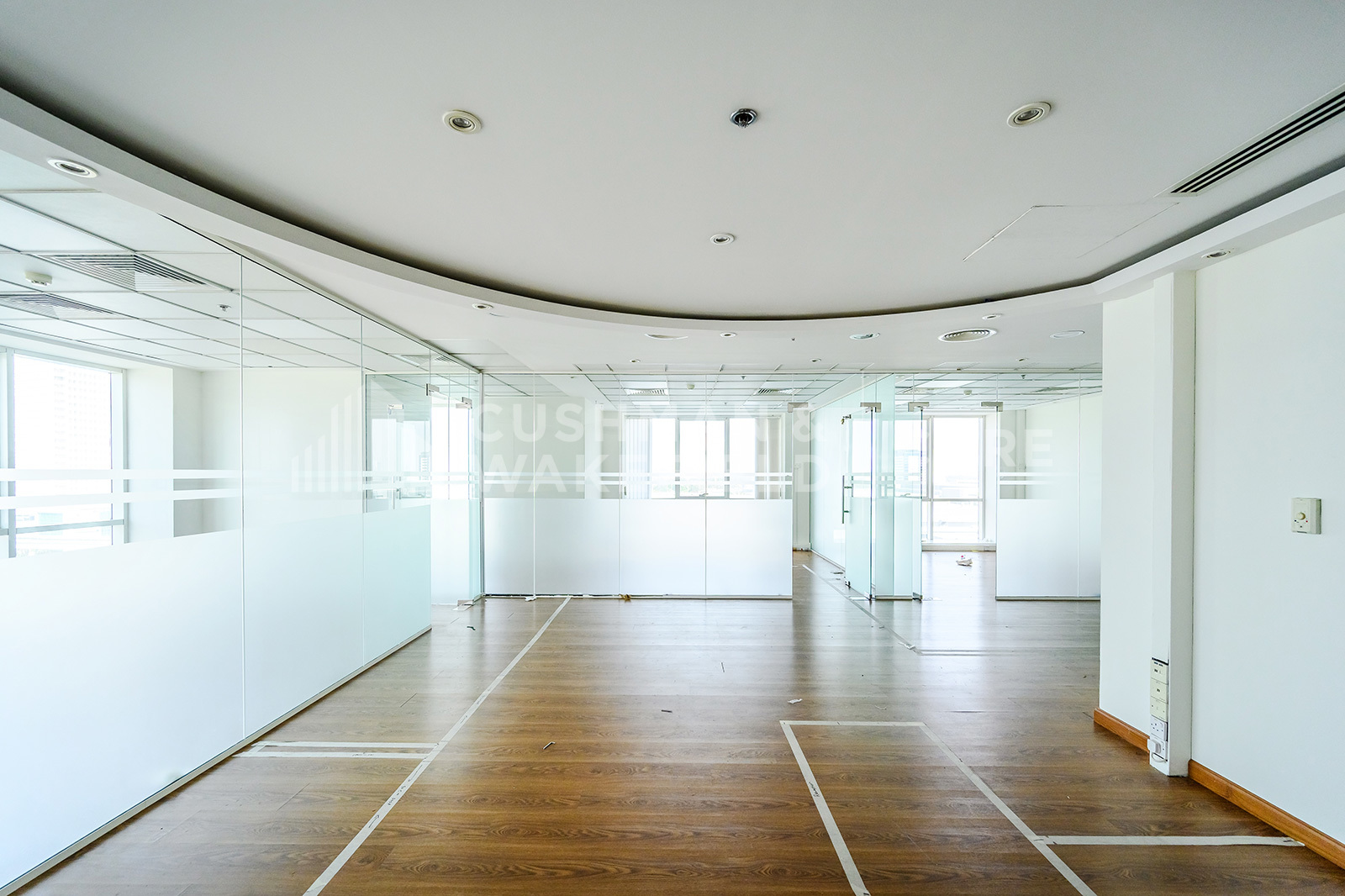 Fairmont Hotel for rent in Sheikh Zayed Road