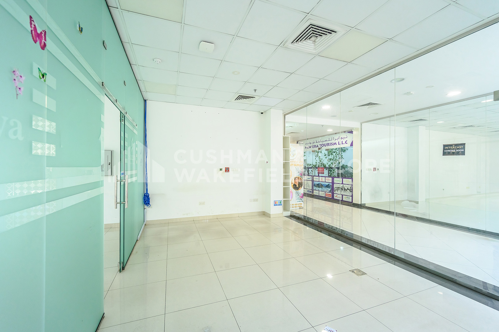 Amwaj Building for lease in Bur Dubai