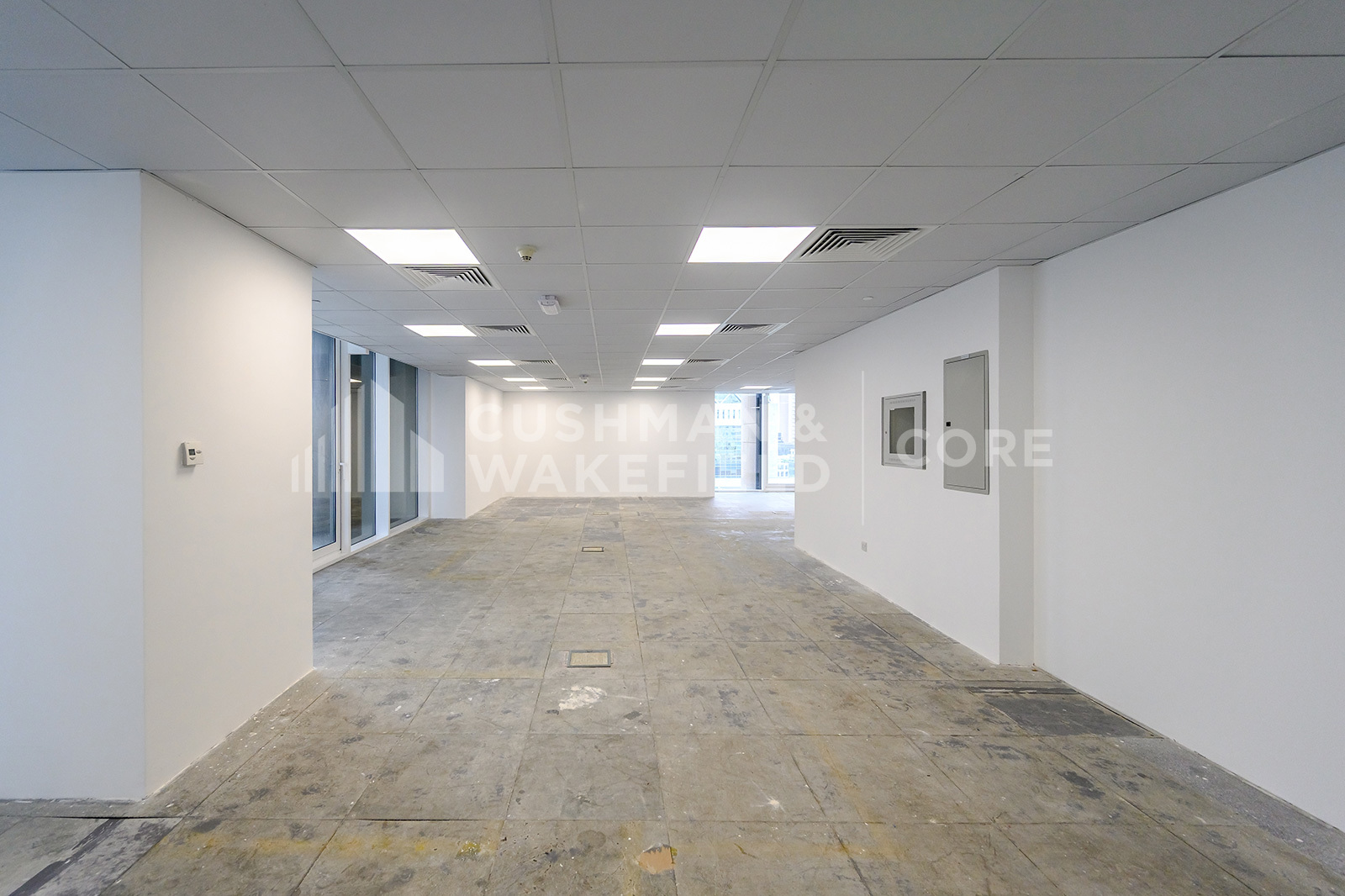 Maze Tower for rent in Sheikh Zayed Road