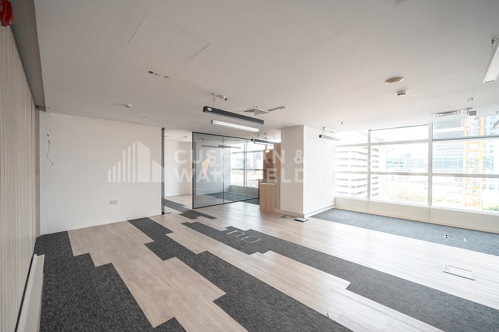 Nassima Tower for rent in Sheikh Zayed Road