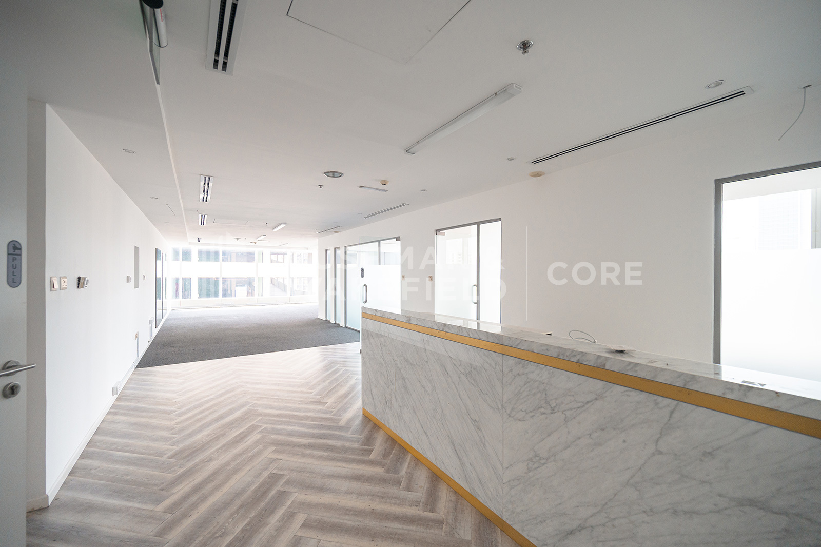 Nassima Tower for rent in Sheikh Zayed Road