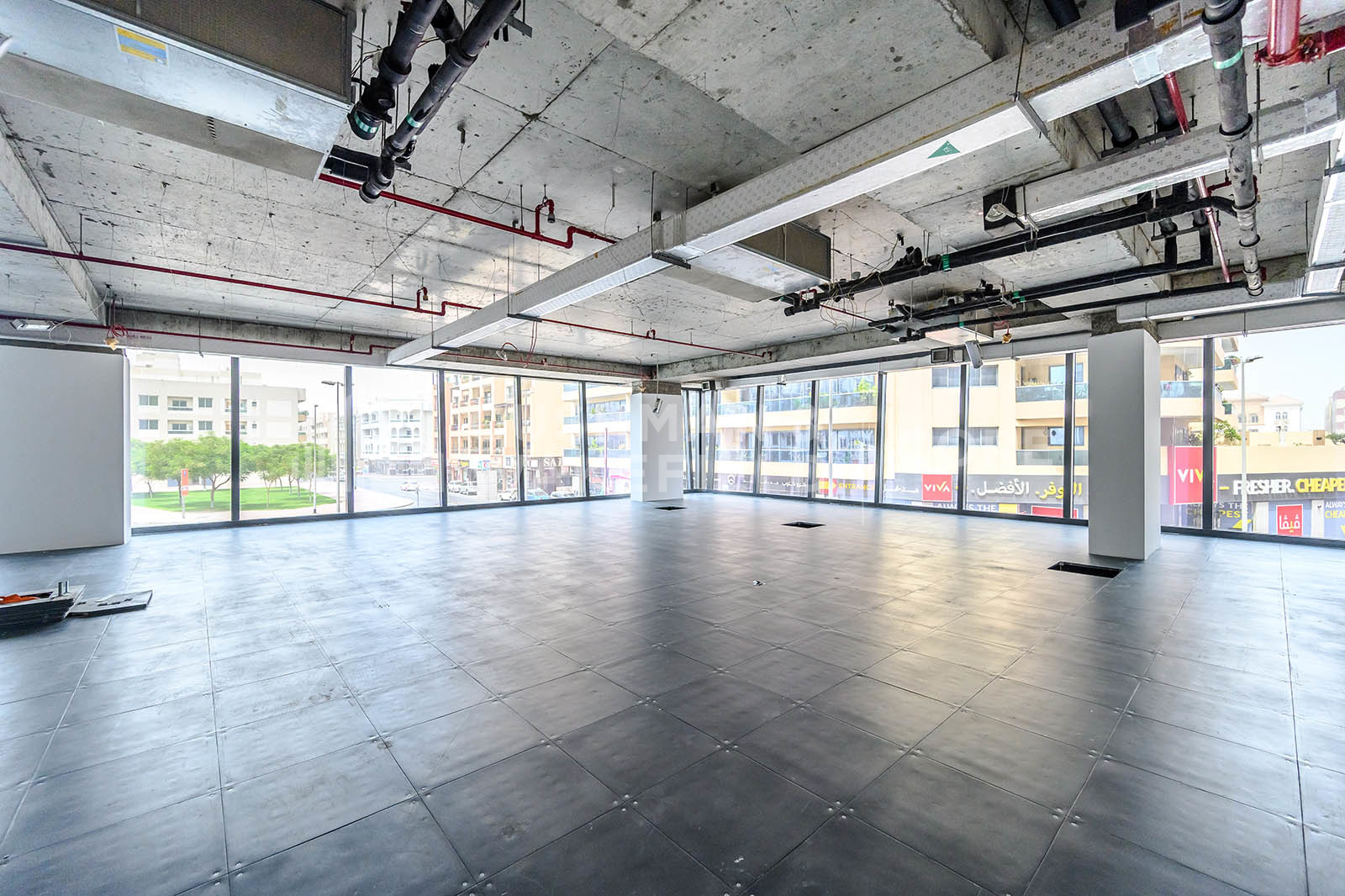 Golden Gate for lease in Bur Dubai