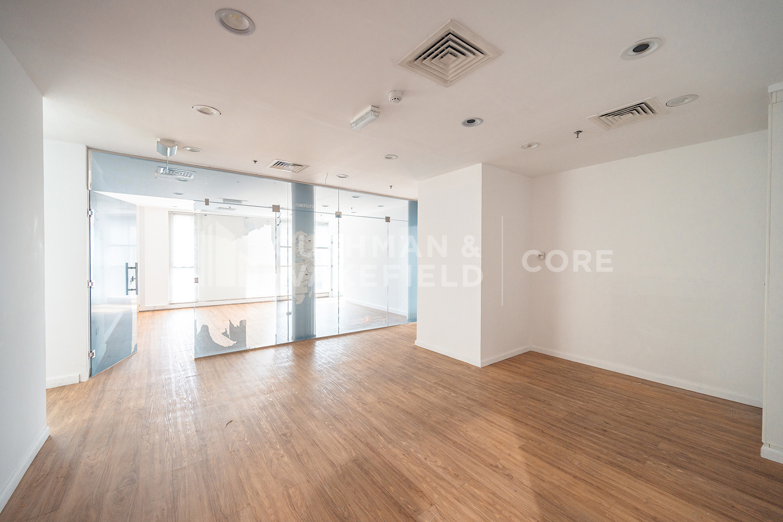 Al Shoala Building for lease in Deira