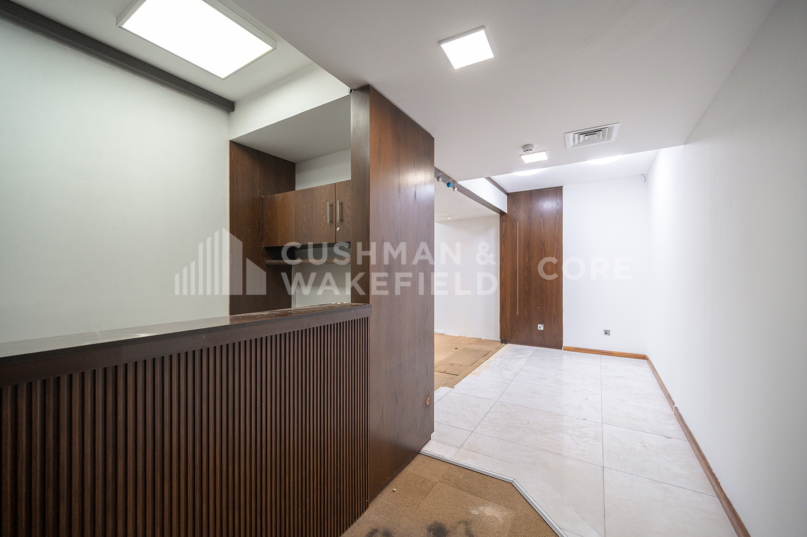 Al Shoala Building for rent in Deira