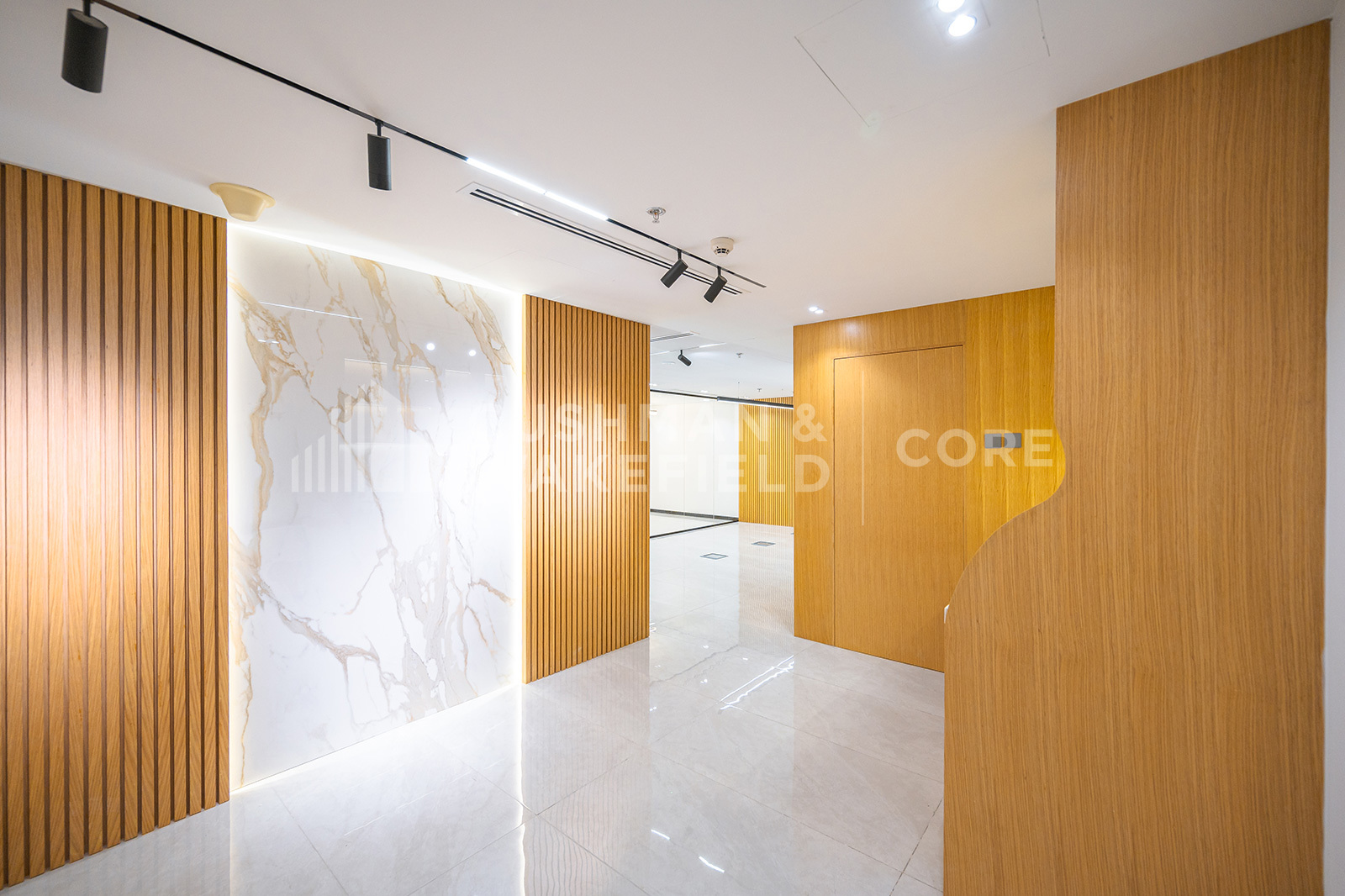 Cluster T for lease in Jumeirah Lake Towers