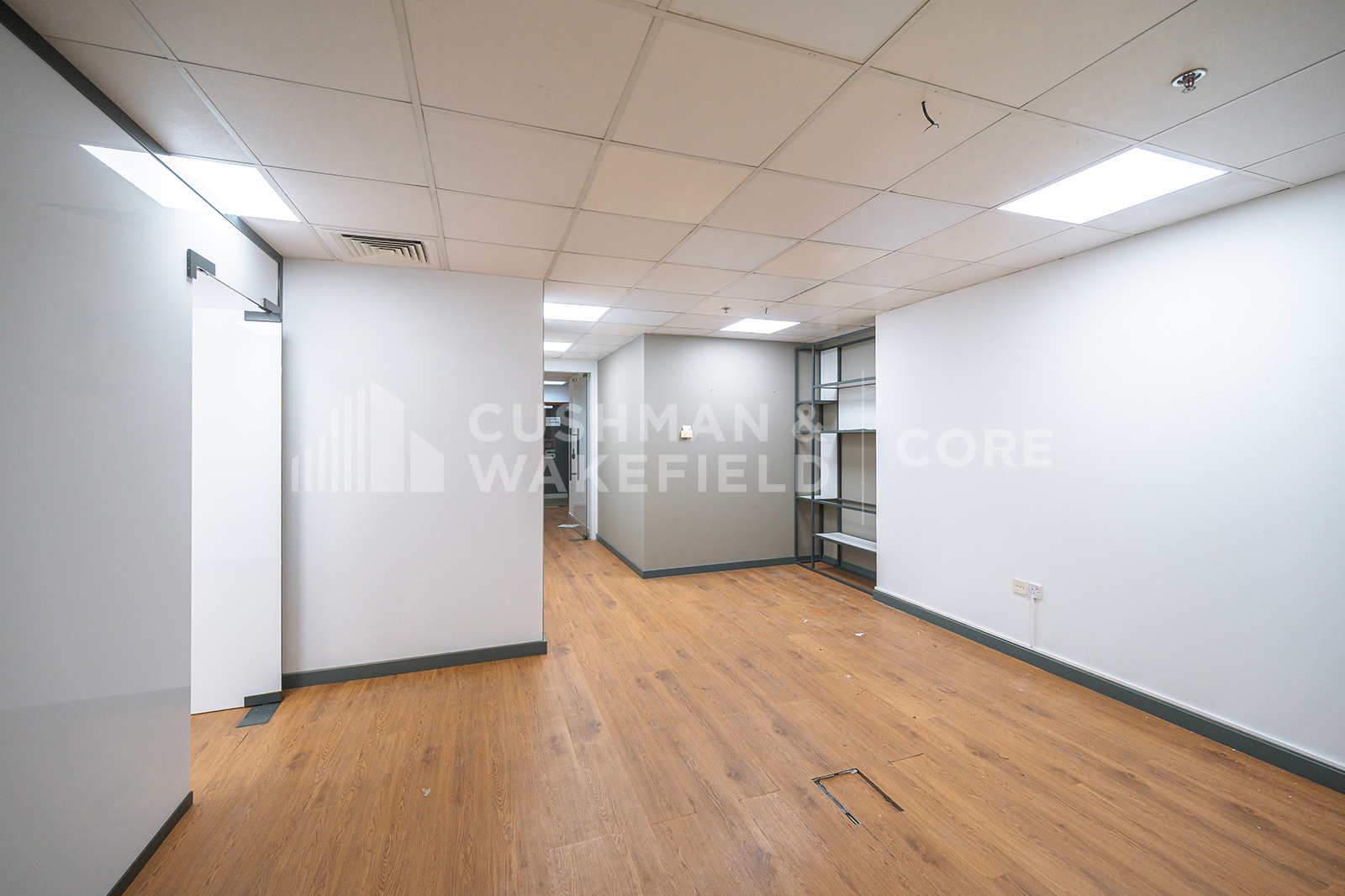 Al Manal Tower for rent in Sheikh Zayed Road Al Manal Tower for rent in Sheikh Zayed Road