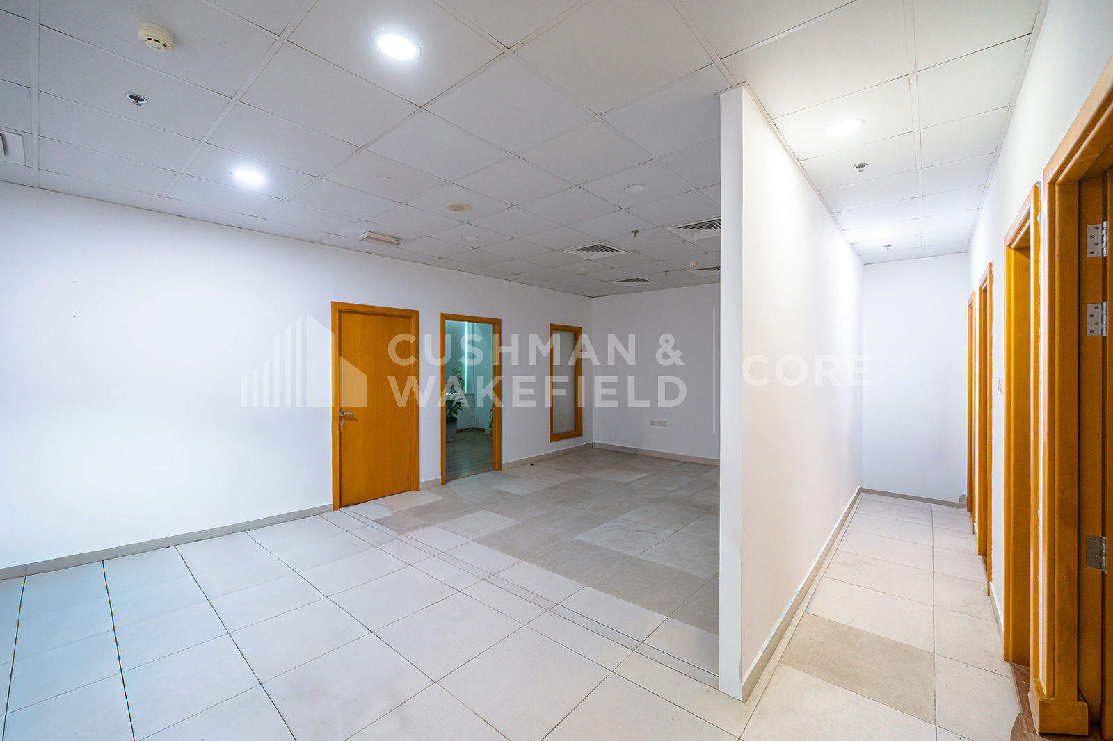 Capital Golden Tower for rent in Business Bay