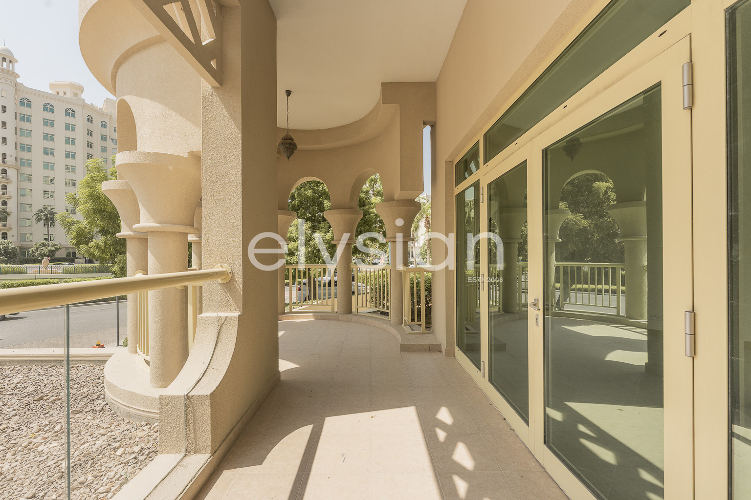 Ground-Floor-Vacant-Now-Prime-Location