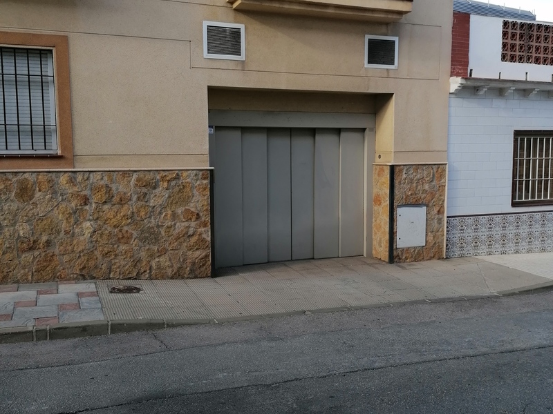 Parking en venta  en Calle Real, Fuengirola