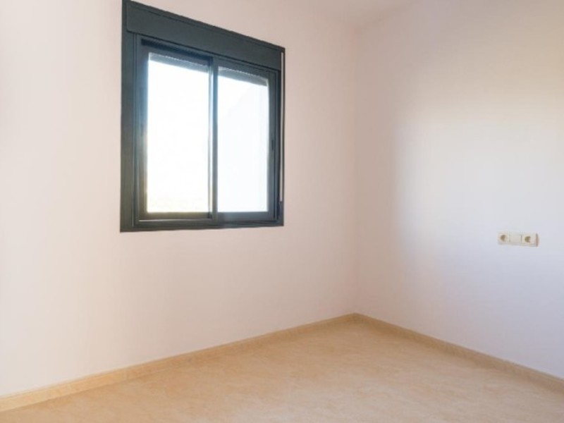 Chalet adosado en venta  en Calle La Vaguada, Estepona