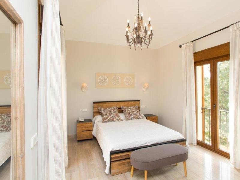 Chalet en venta  en Calle Montemayor, Marbella