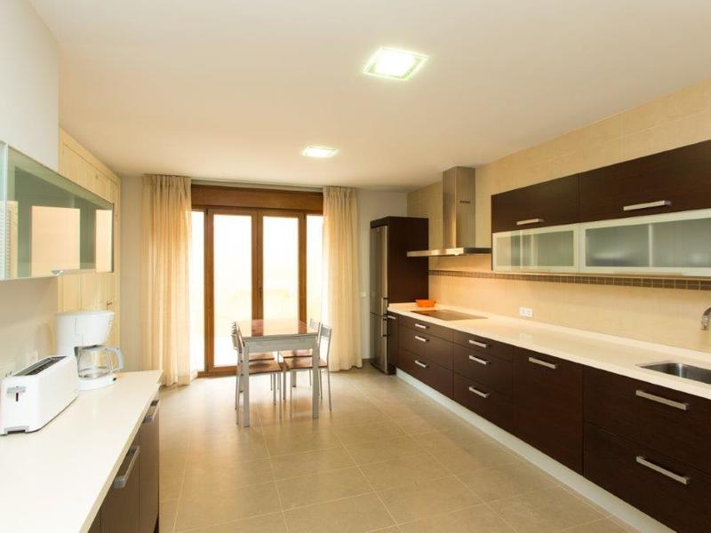 Chalet en venta  en Calle Montemayor, Marbella