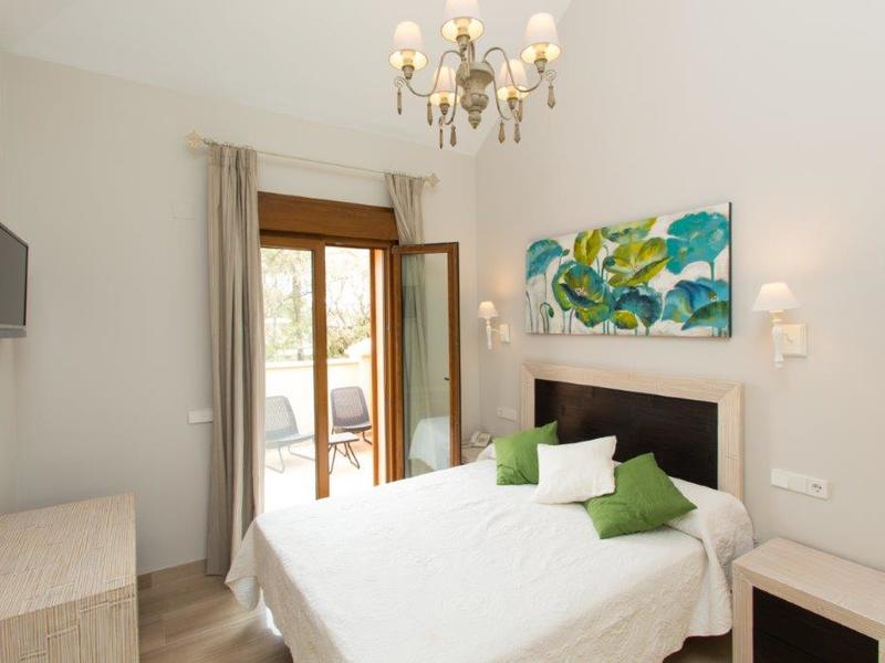 Chalet en venta  en Calle Montemayor, Marbella