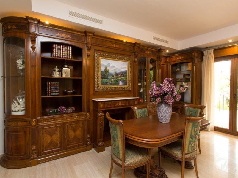 Chalet en venta  en Calle Montemayor, Marbella