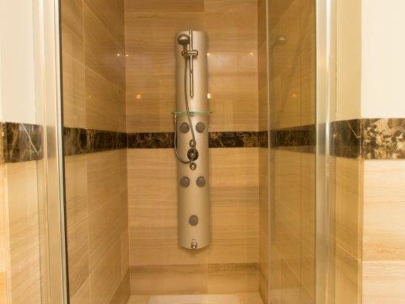 Chalet en venta  en Calle Montemayor, Marbella