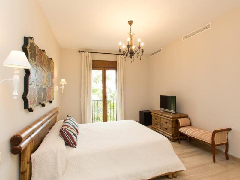 Chalet en venta  en Calle Montemayor, Marbella